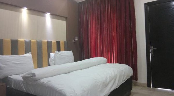 Margaretta Classic Suites and Hotel