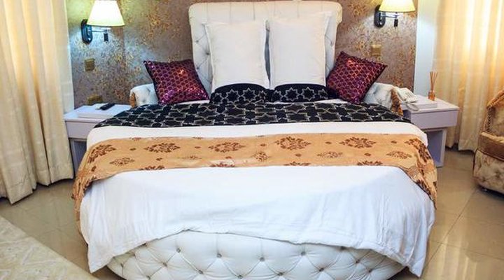 Duchess Hotel and Spa