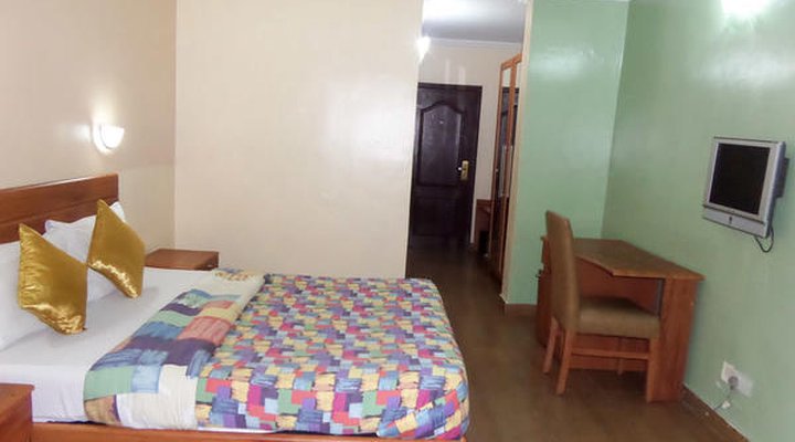 Le Real Hotel