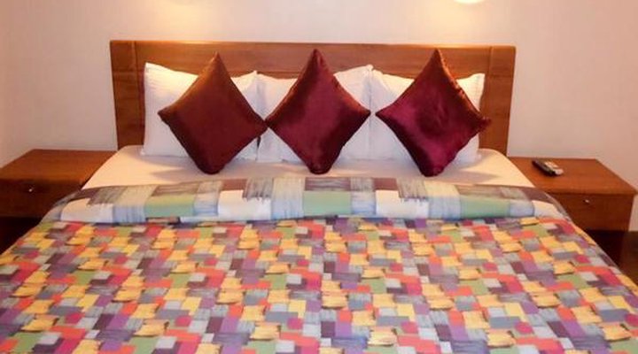 Le Real Hotel