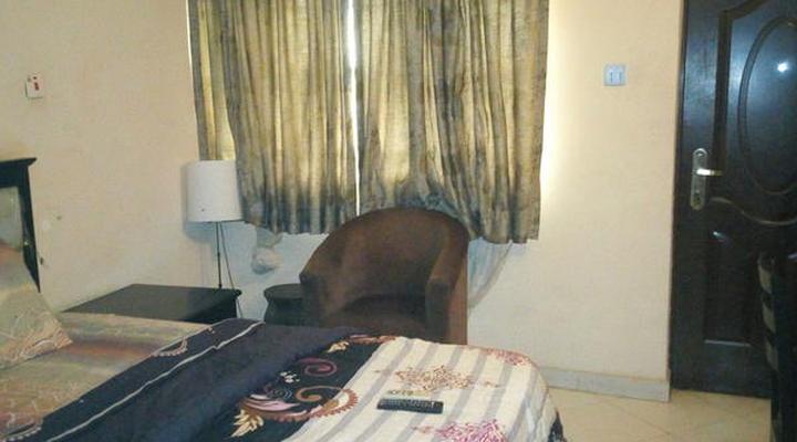 Grand Bank Link Hotel