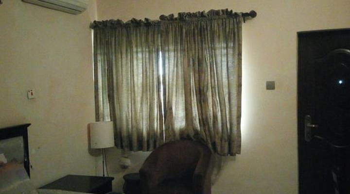 Grand Bank Link Hotel