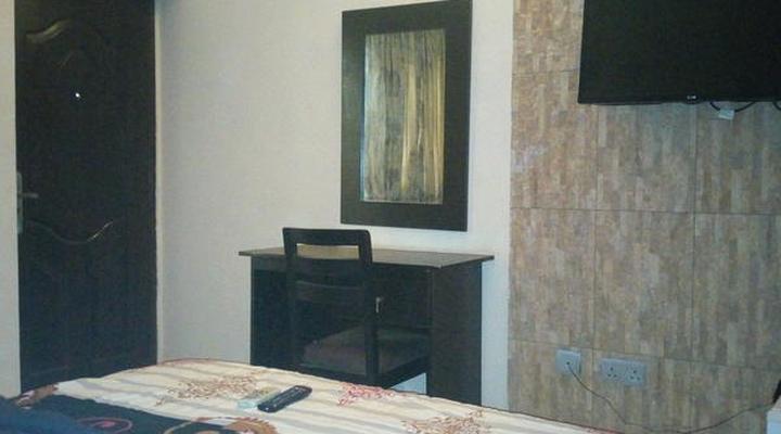 Grand Bank Link Hotel