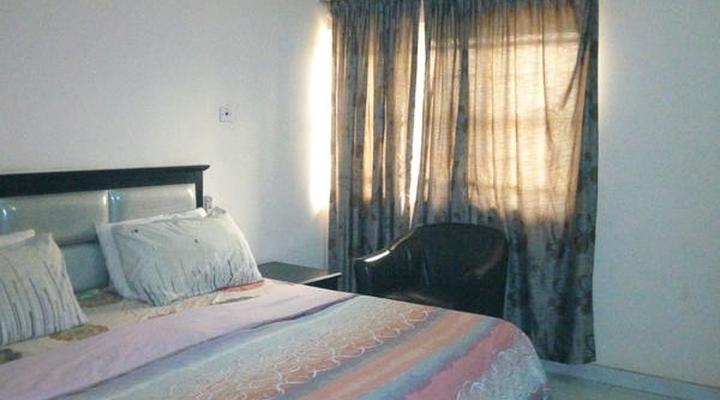 Grand Bank Link Hotel