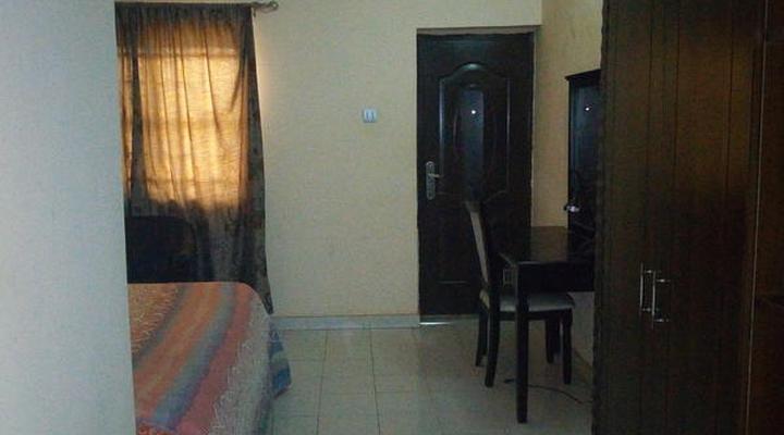 Grand Bank Link Hotel