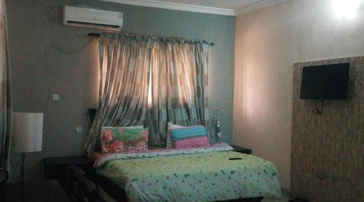 Grand Bank Link Hotel