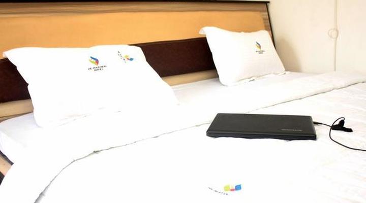 Mayoral Hotel & Suites