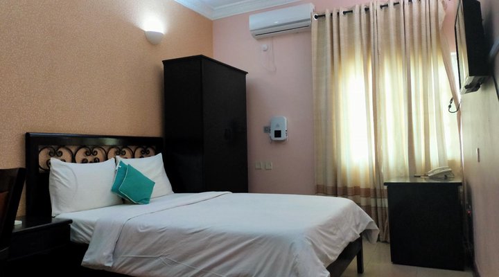 GQ International Hotel