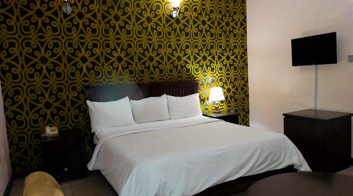 GQ International Hotel