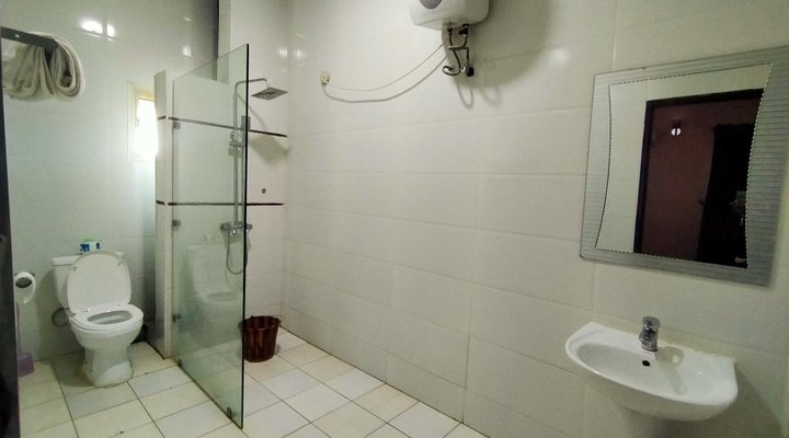 GQ International Hotel