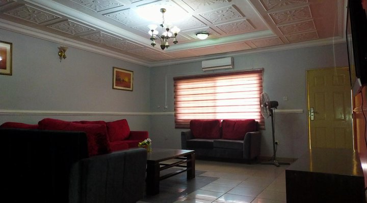 GQ International Hotel