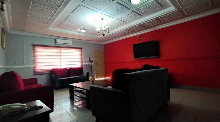 GQ International Hotel