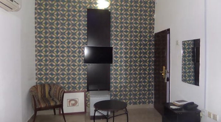 Silverland Hotel and Suites