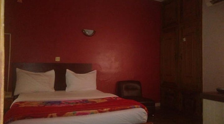 Progandy Guest House (Main)