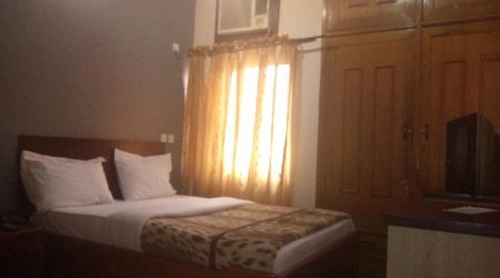 Progandy Guest House (Main)