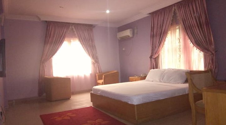 White House Apartment & Suites Abuja