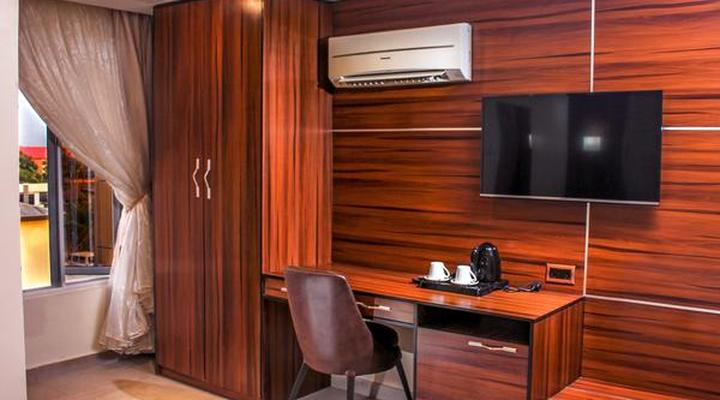 Joshesther Olive Hotel