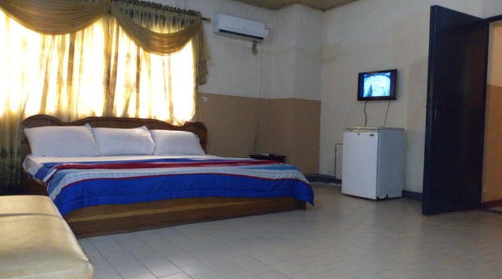 Feligold Royal Hotel