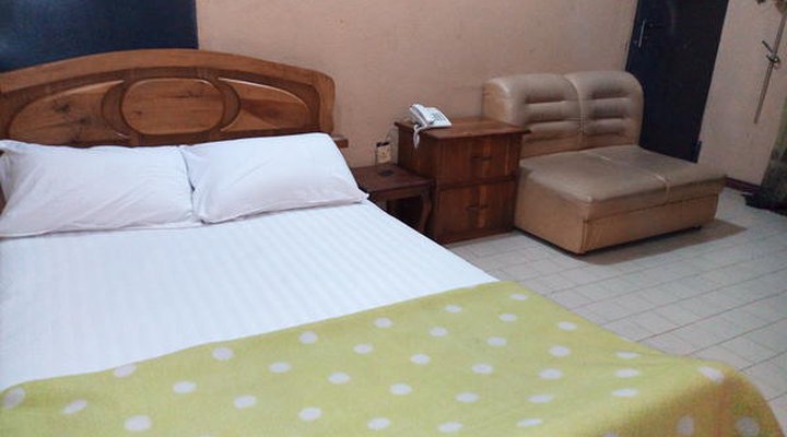 Feligold Royal Hotel