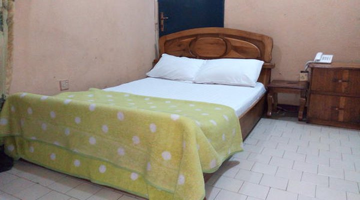 Feligold Royal Hotel