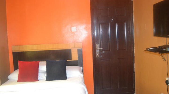 Sweet Savor Hotel & Suites