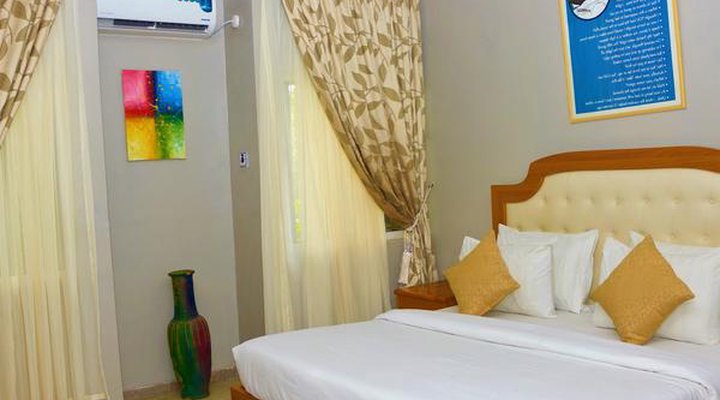Jacaranda Suites