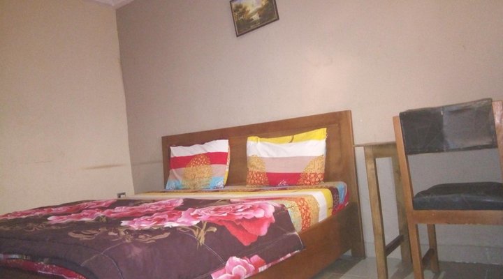 Prime Rose Hotel and Suites