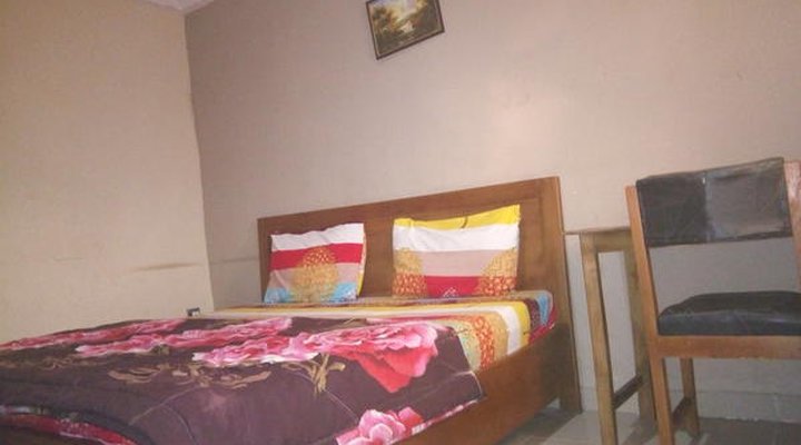 Prime Rose Hotel and Suites