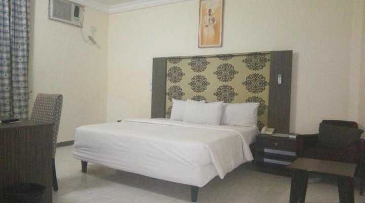 Peace Haven Hotel