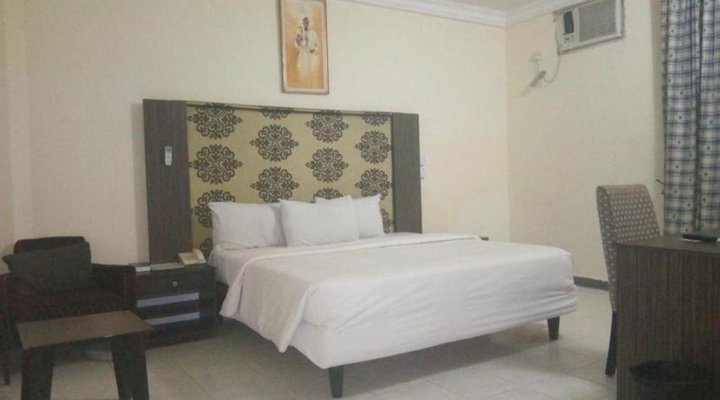 Peace Haven Hotel