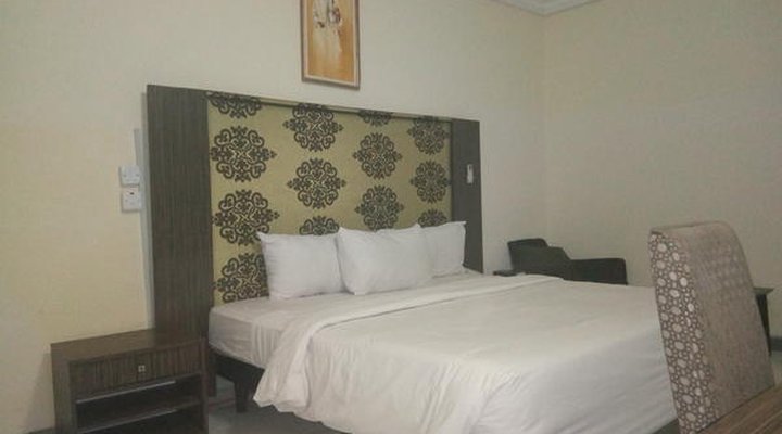 Peace Haven Hotel