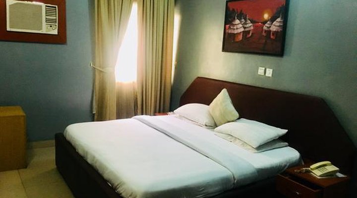 Duoban Hotel &Suites