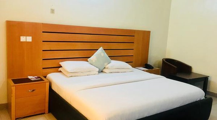 Duoban Hotel &Suites