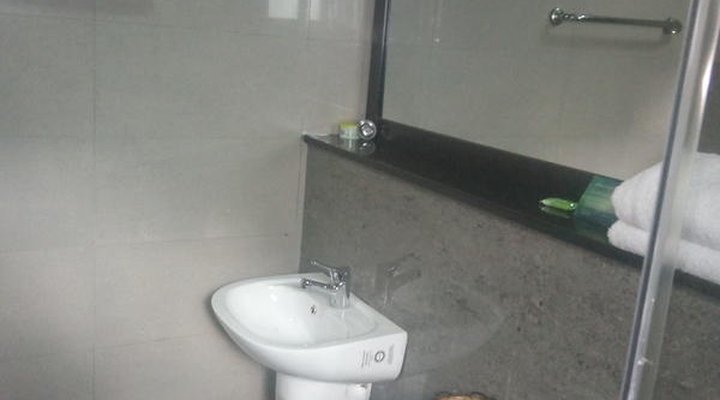 Neocourts Hotel