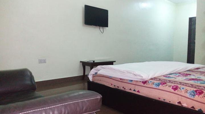 Dionzec Hotel & Suites