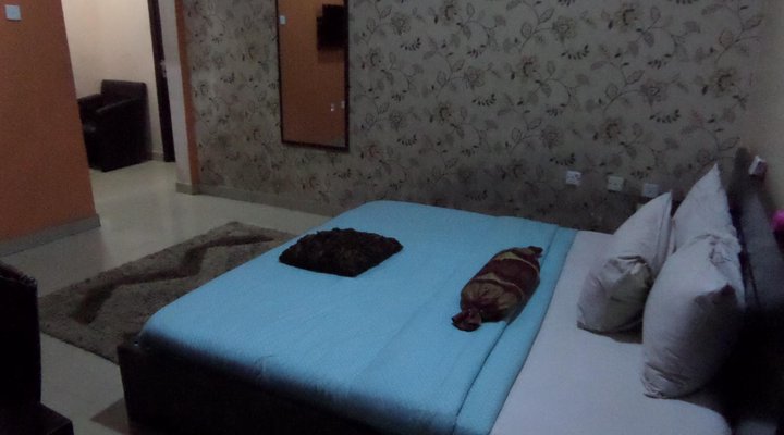 Alheri Suites