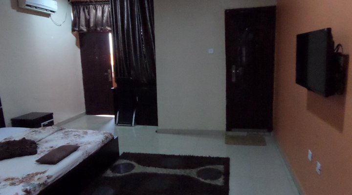 Alheri Suites