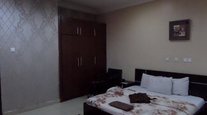 Alheri Suites