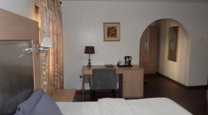 The Real Legacy Hotel