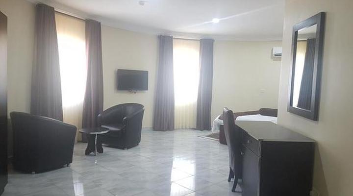 Brookville Hotel & Suites