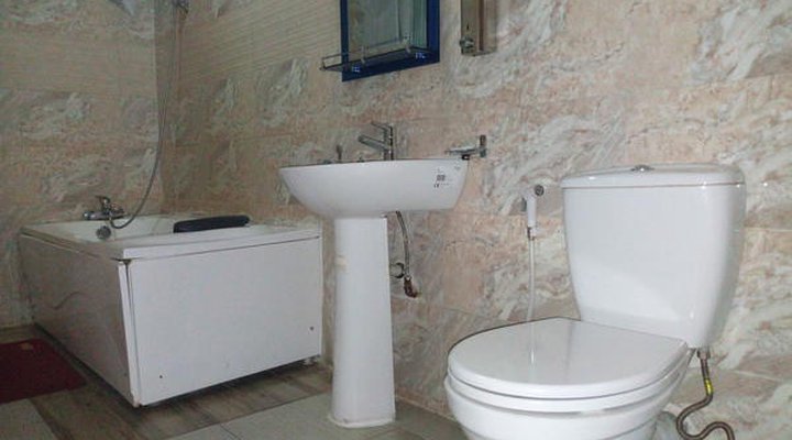 Danest Hotel & Suites