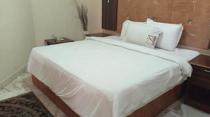 Danest Hotel & Suites