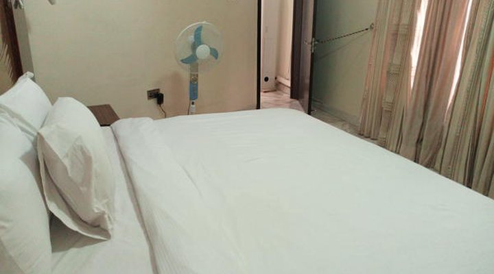 Danest Hotel & Suites