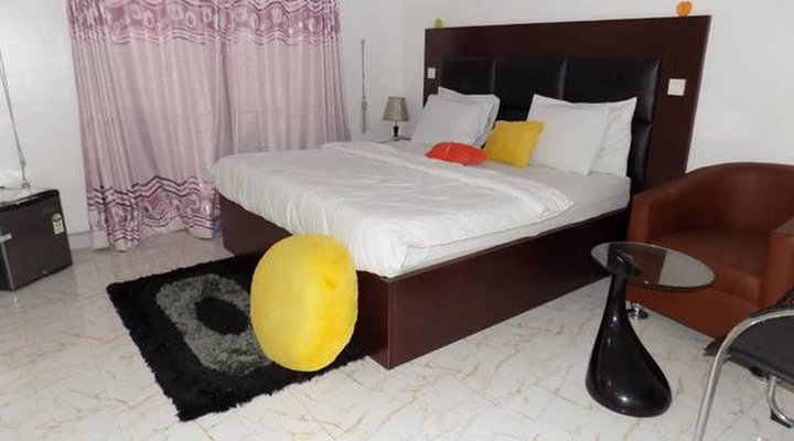 De Fellas Palace Hotel & Suites