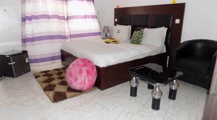 De Fellas Palace Hotel & Suites