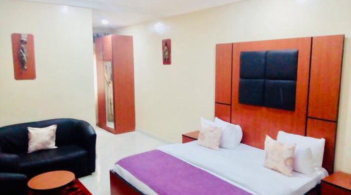 LIMOH Suites