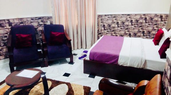 LIMOH Suites