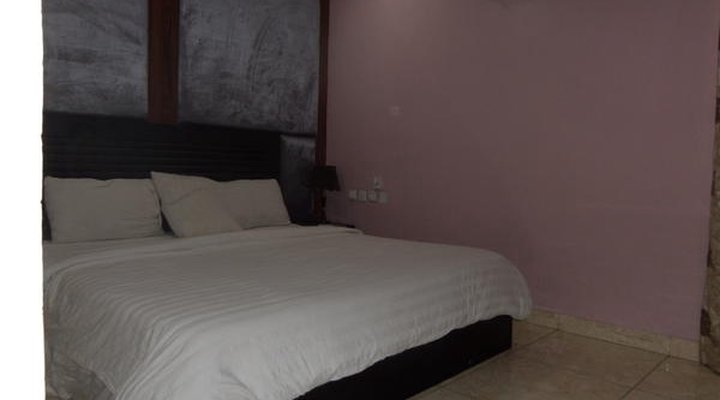 Serena Hotel & Suites