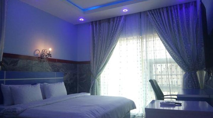 Heavenly Royal Apartment