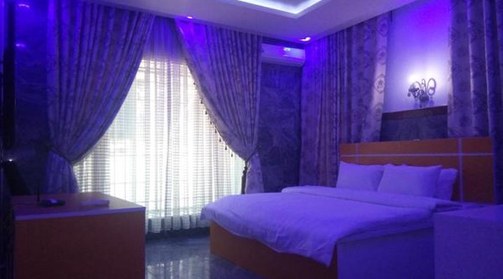 Heavenly Royal Apartment